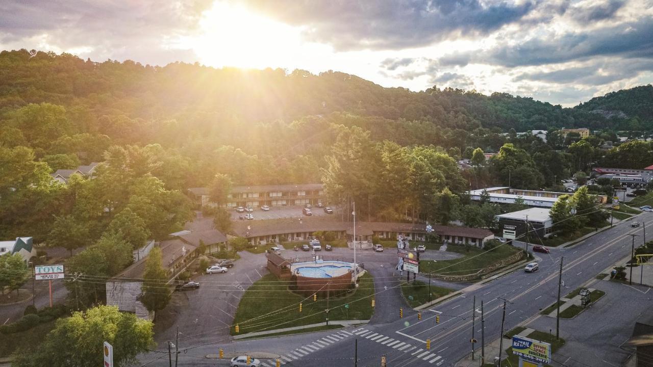 The Mountaineer Inn - Asheville Dış mekan fotoğraf