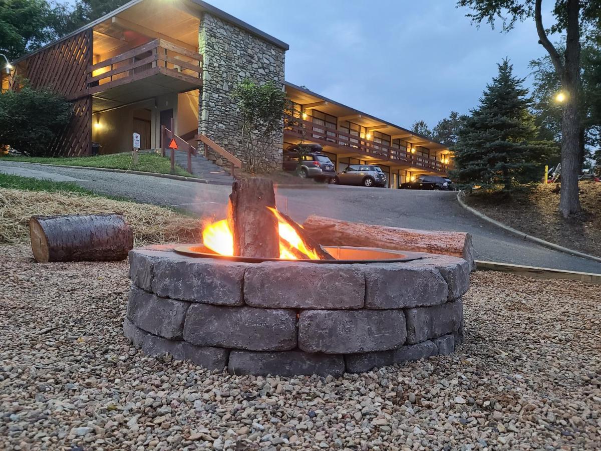 The Mountaineer Inn - Asheville Dış mekan fotoğraf